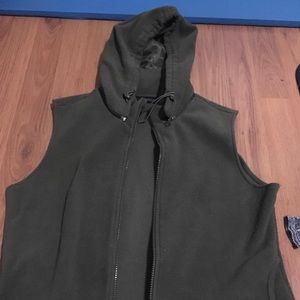 B3 Express Green Fleece Vest